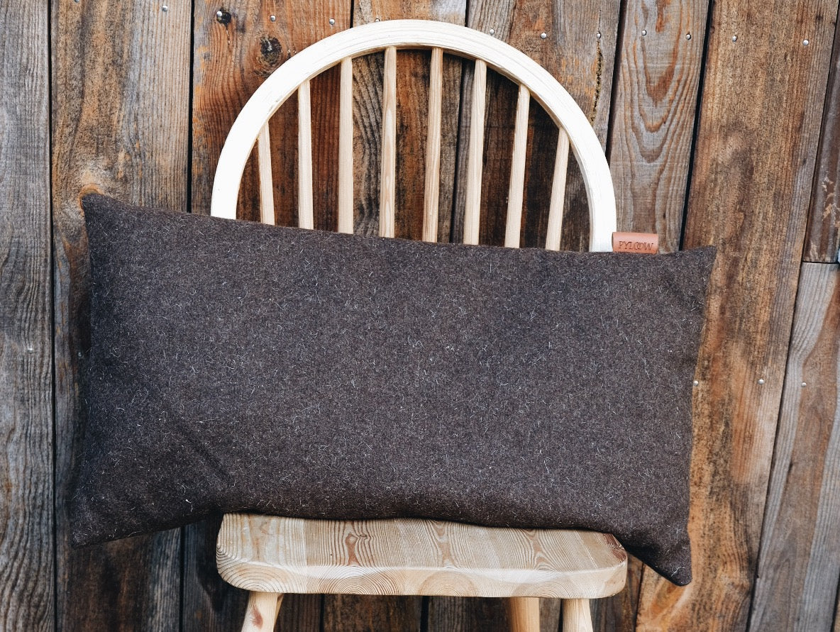Coussin rectangle en border de laine - Le Chaleureux
