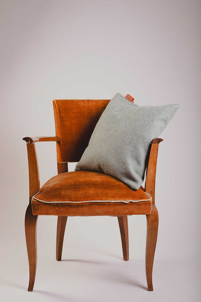 Coussin carré en tricotine de laine - L’Heureux