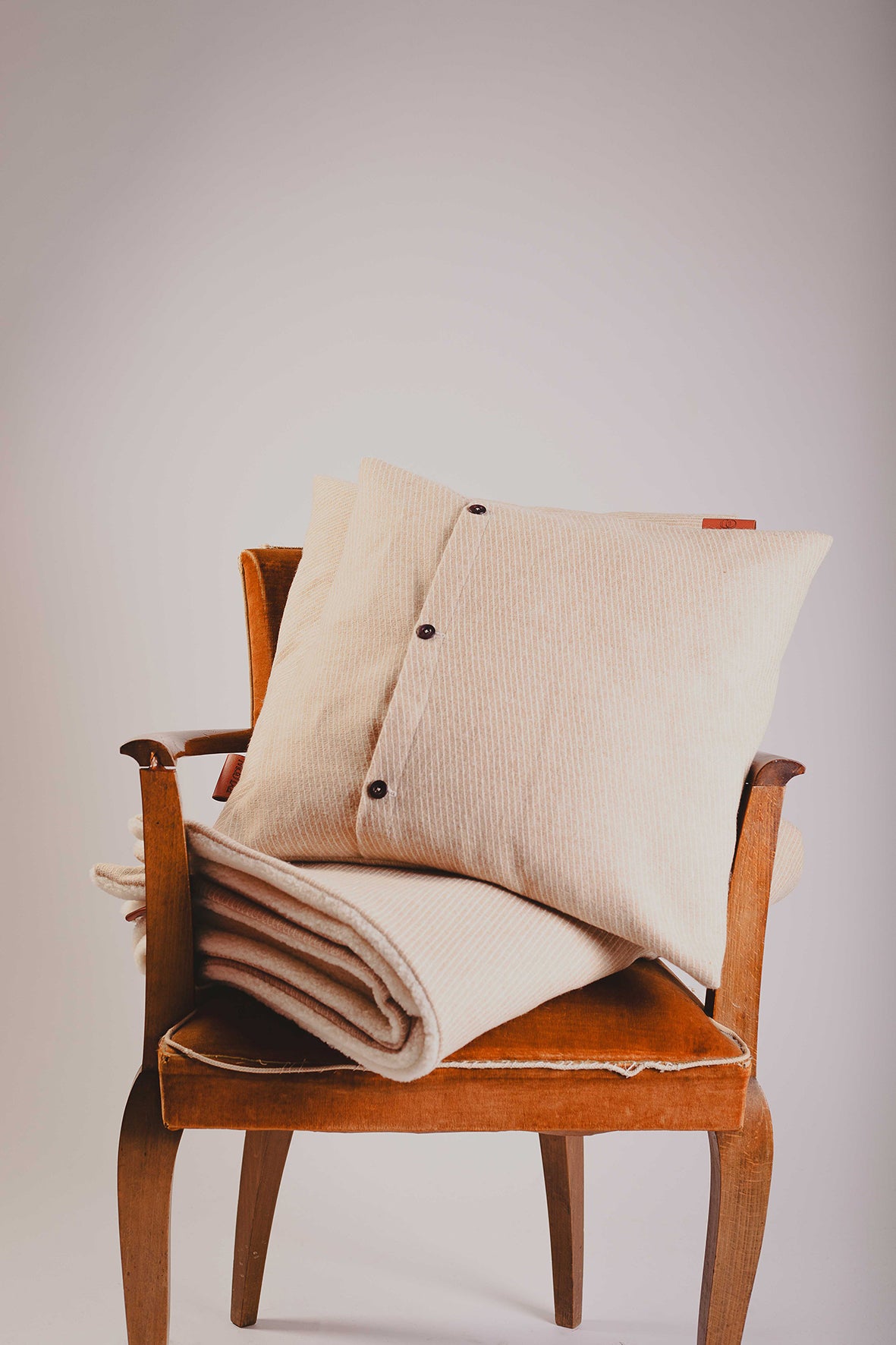 Coussin carré en tricotine de laine - L’Heureux
