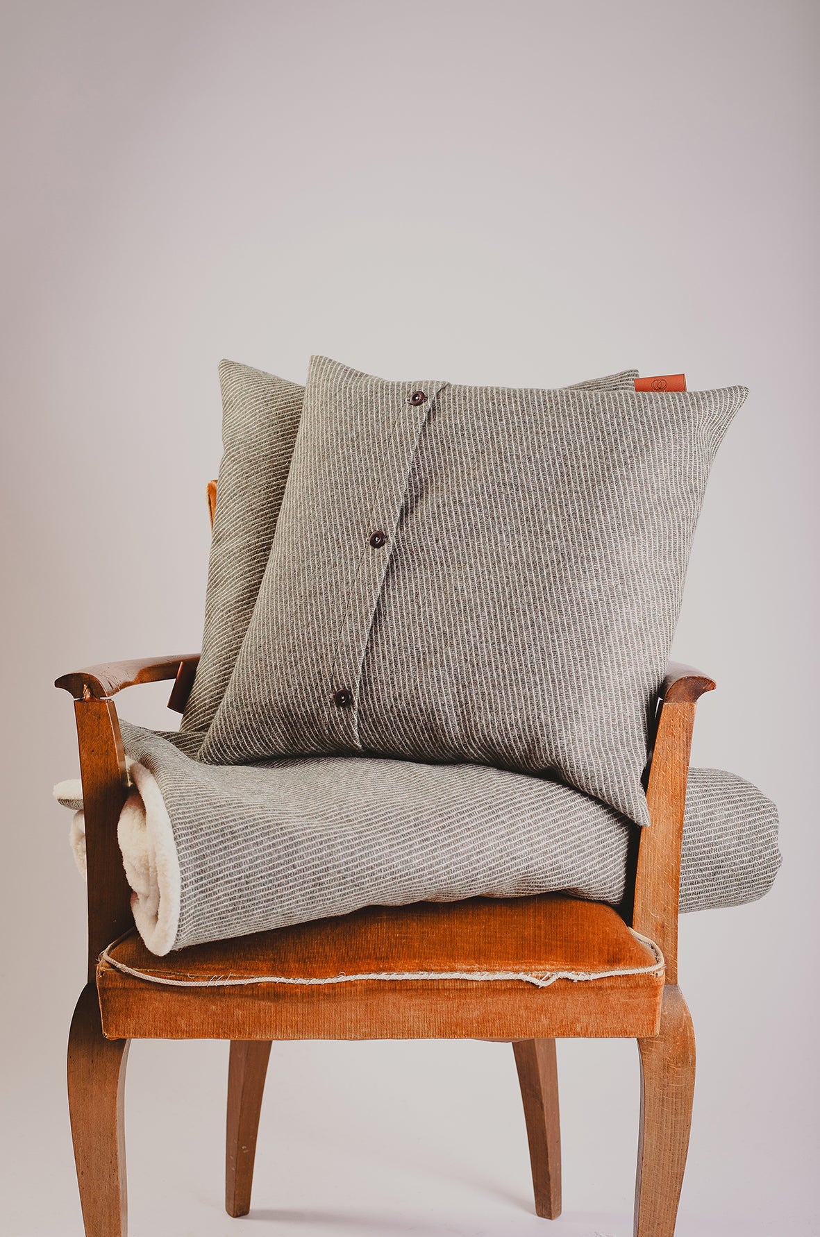 Coussin carré en tricotine de laine - L’Heureux