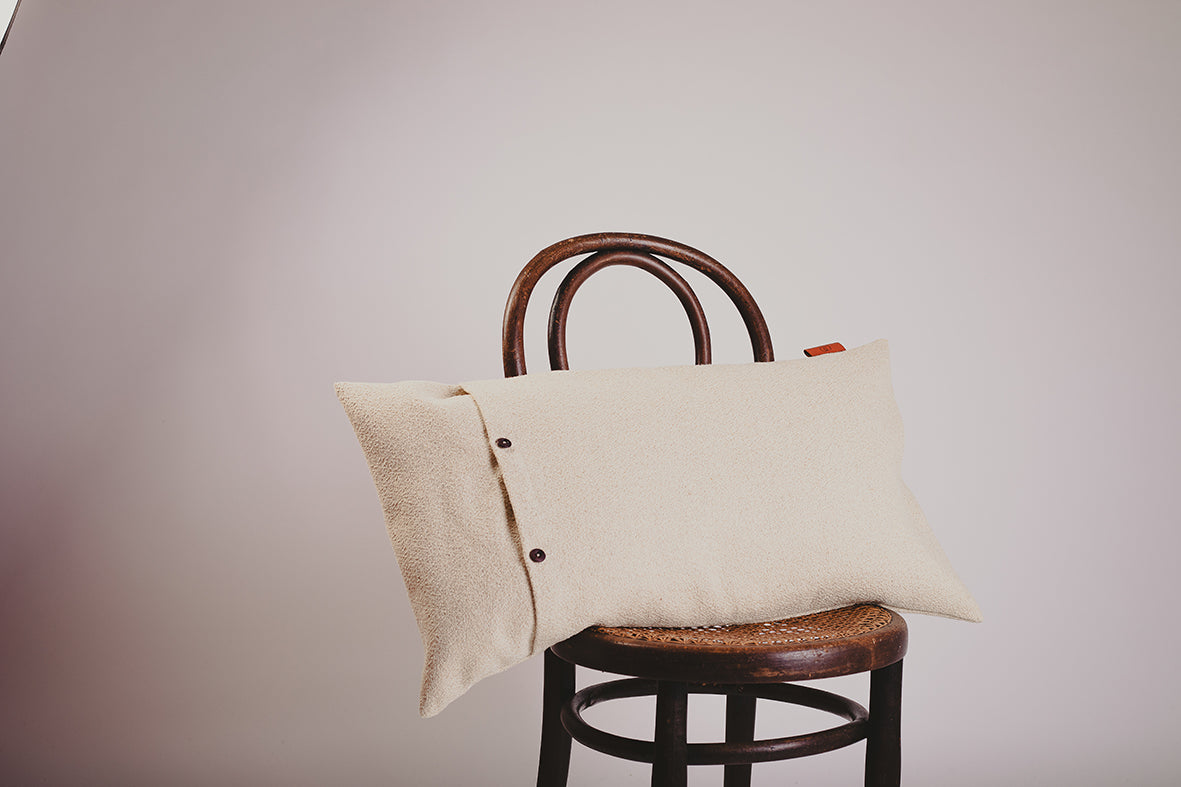 Coussin rectangle en bure de laine et chanvre - Le Chaleureux
