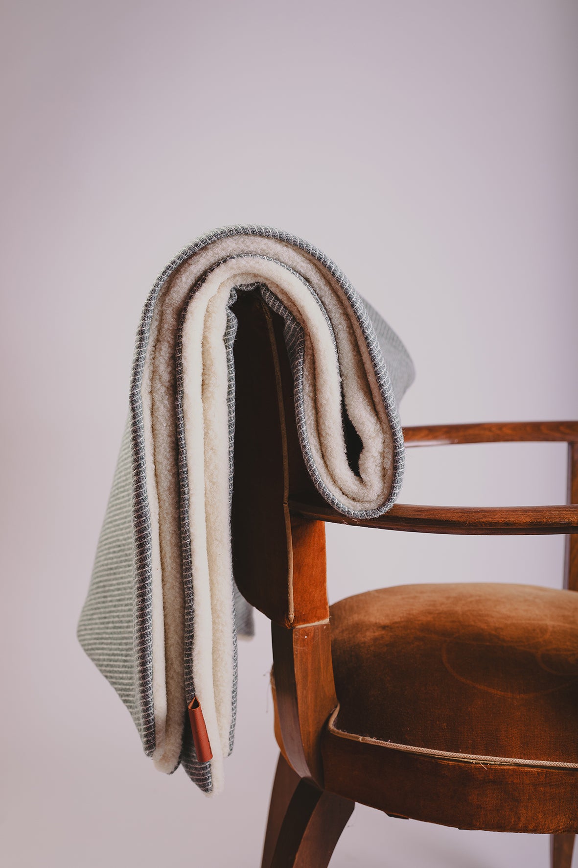 Petit plaid de naissance Premium en tricotine de laine – L’Affectueux