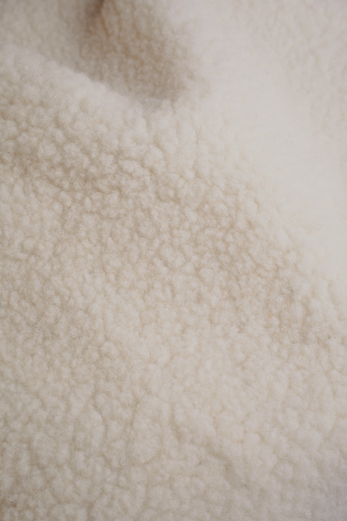 Peau de mouton tricotée - L'affectueux